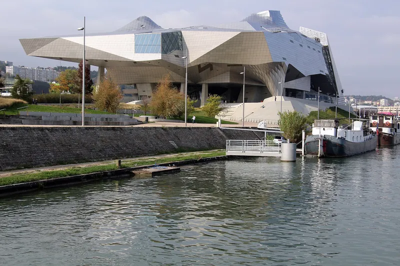 Le musée des Confluences à la pointe sud de la presqu'île de Lyon